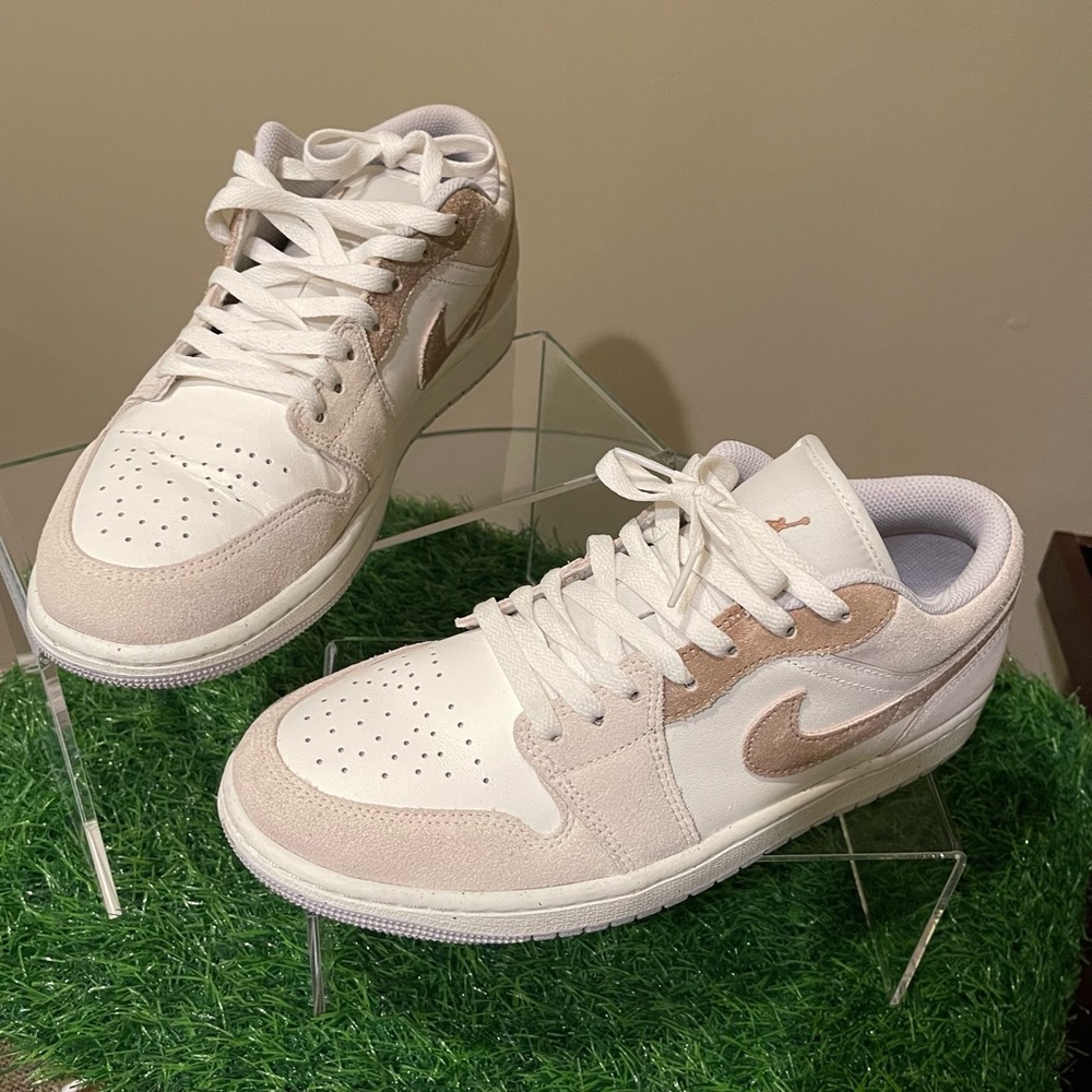 Jordan 1 Low SE in Brown Tones - Picture 3 of 10